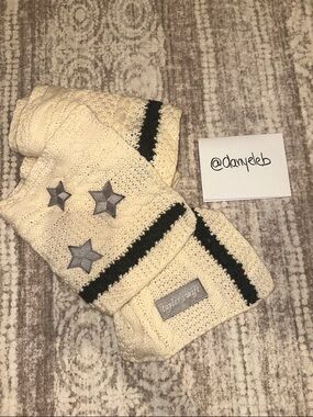 Taylor Swift The Cardigan Cream Knit Scarf